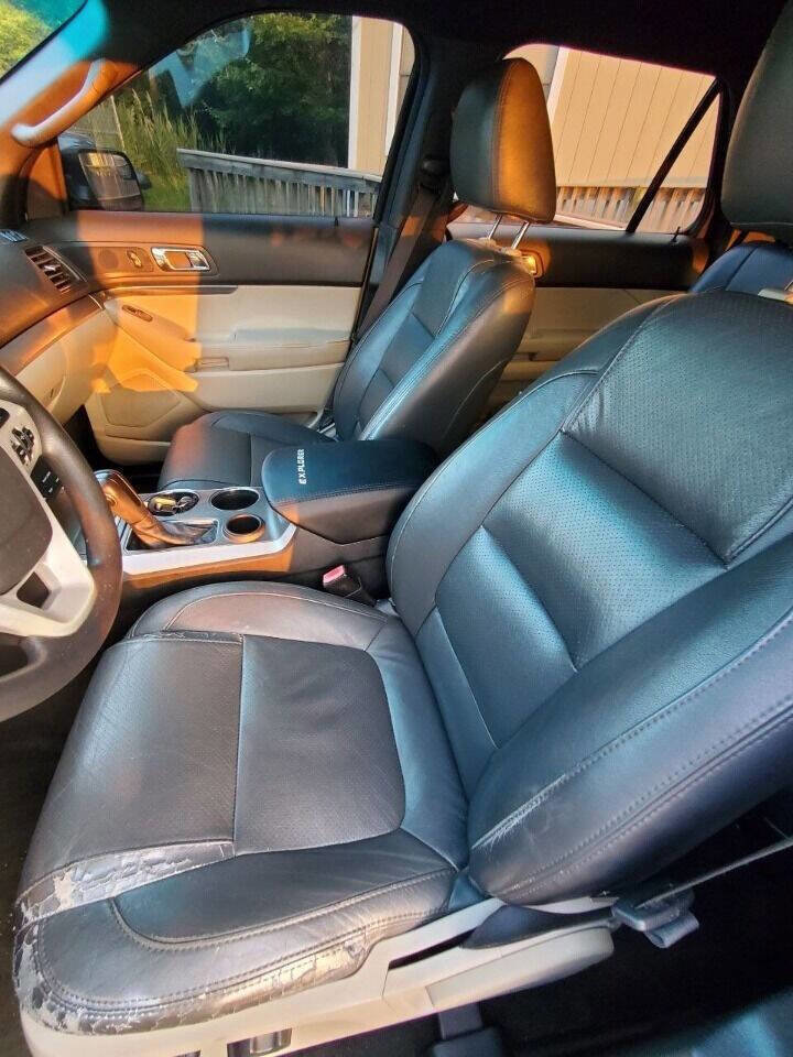 Used 2012 Ford Explorer FWD image 27
