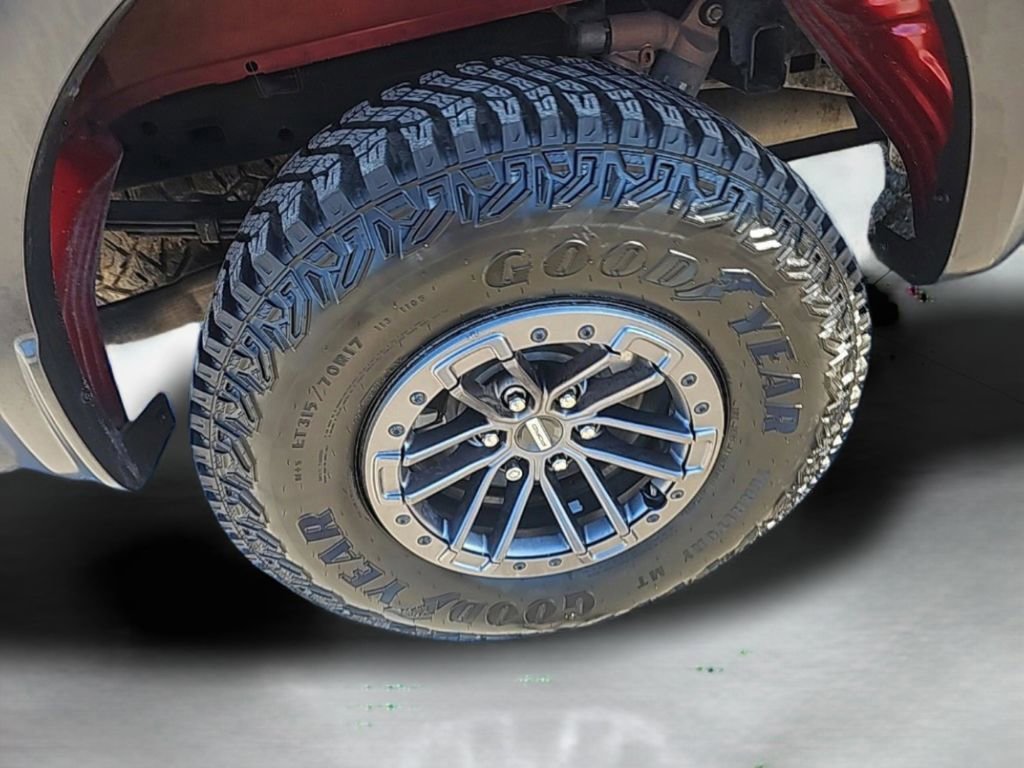 Used 2020 Ford F150 Raptor w/ Equipment Group 802A Luxury image 29