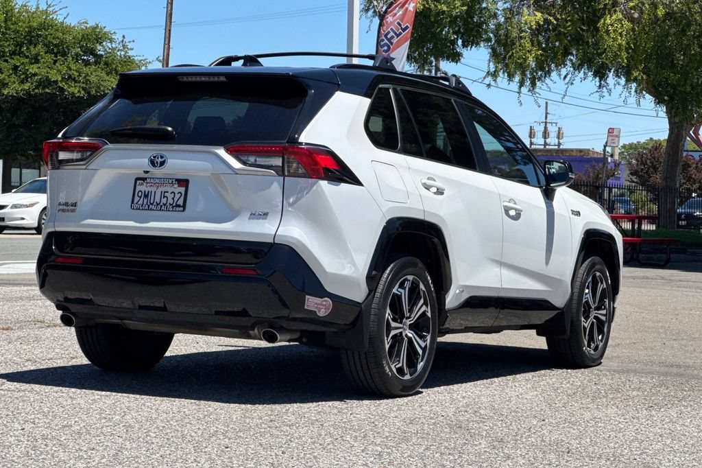 Certified 2024 Toyota RAV4 XSE AWD/4WD image 3