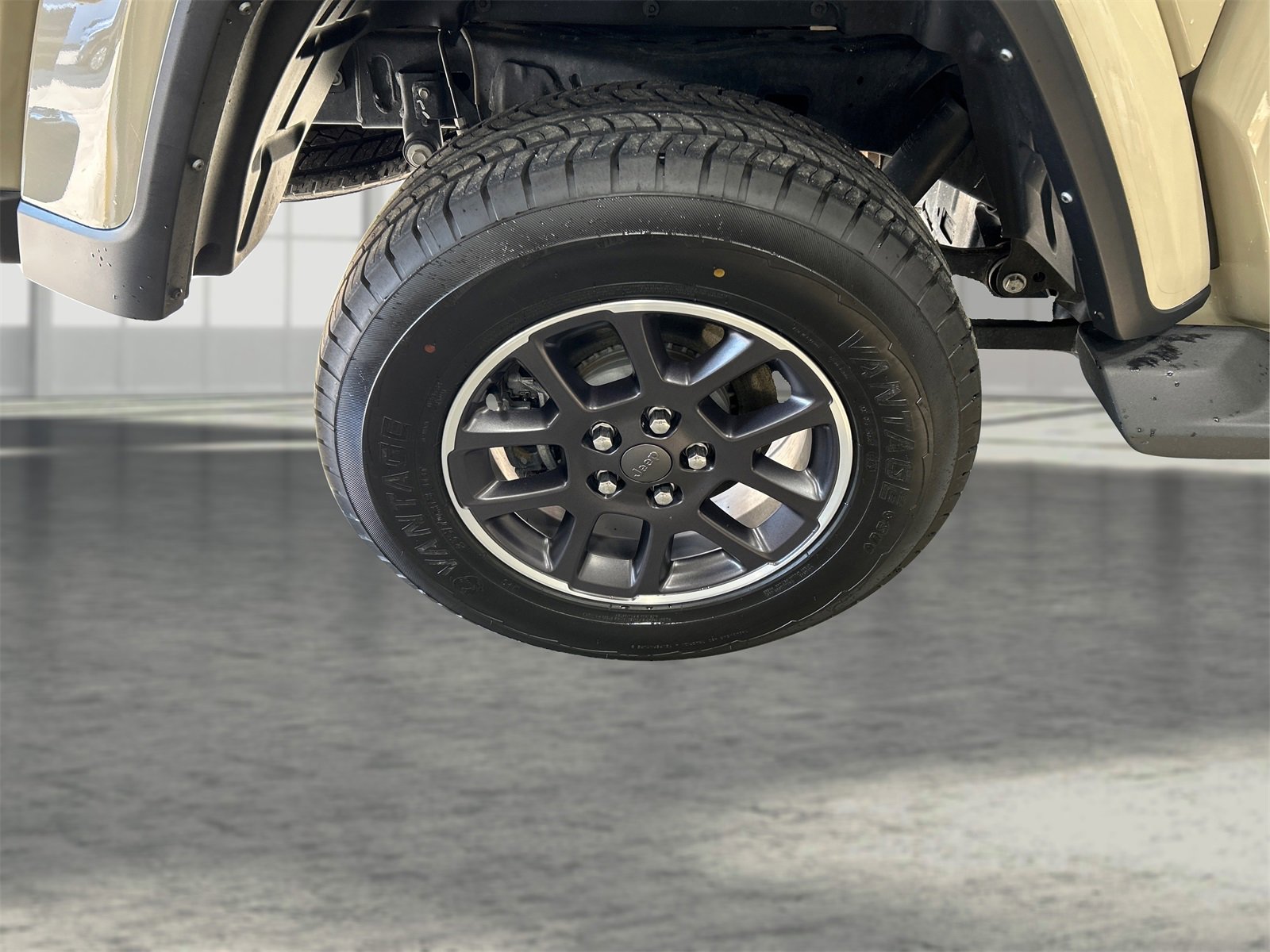 Used 2022 Jeep Gladiator Overland w/ Popular Equipment Package image 20