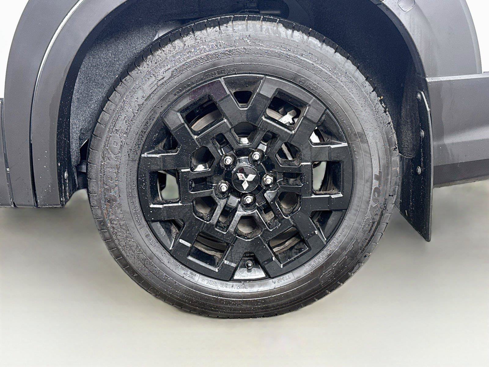Used 2026 Mitsubishi Outlander AWD image 38