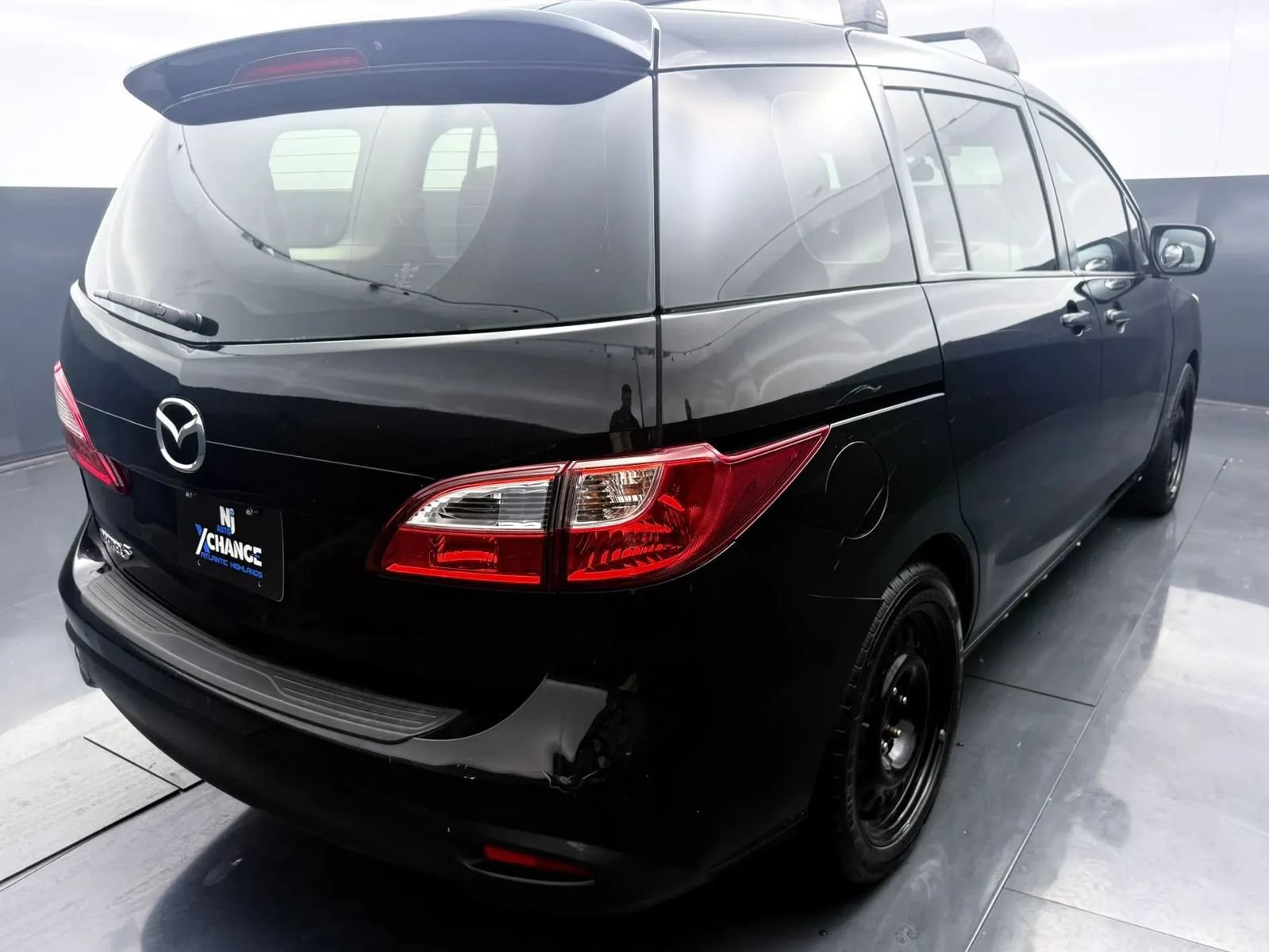 Used 2012 MAZDA MAZDA5 Grand Touring FWD image 34