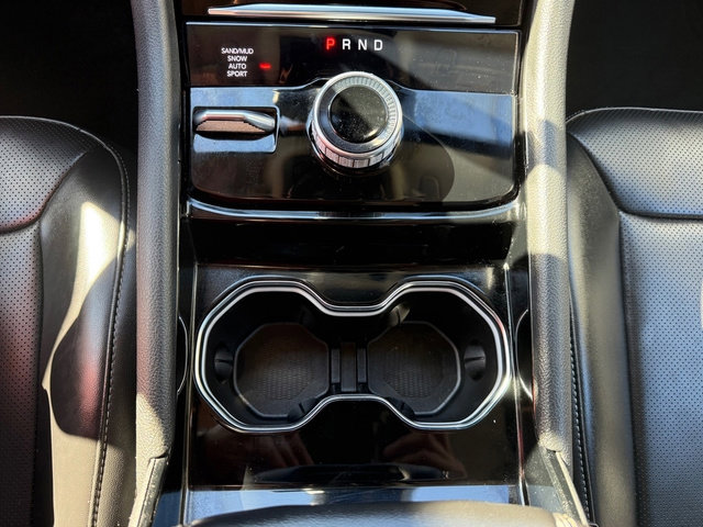 Used 2023 Jeep Grand Cherokee L Limited w/ Luxury Tech Group II image 33