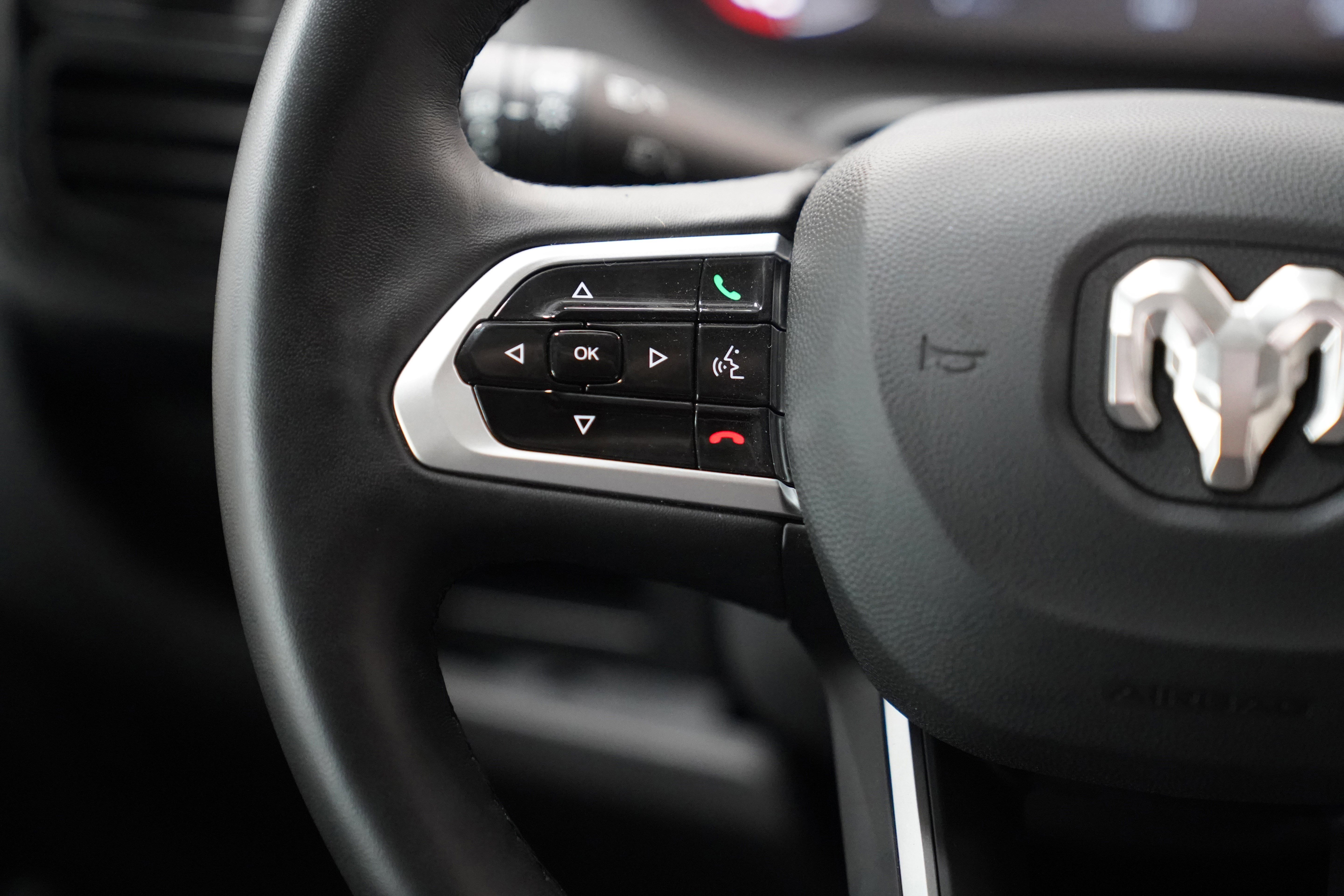 Used 2024 RAM ProMaster 3500 w/ Delivery Van Package image 20