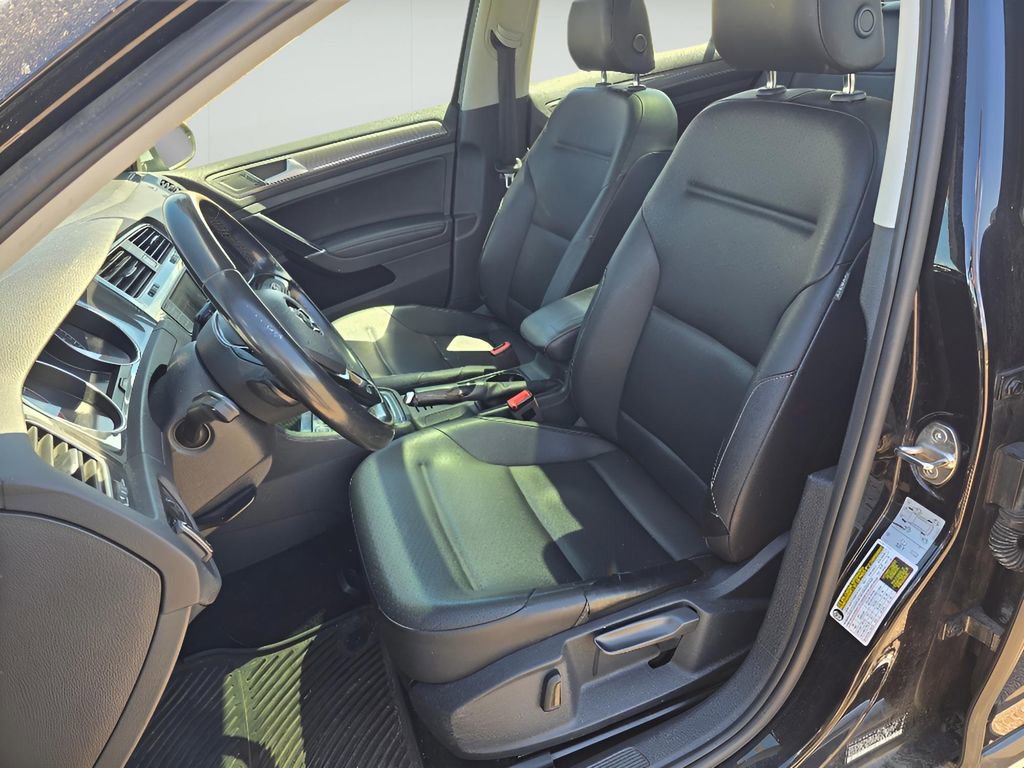 Used 2017 Volkswagen Golf Alltrack SE image 26