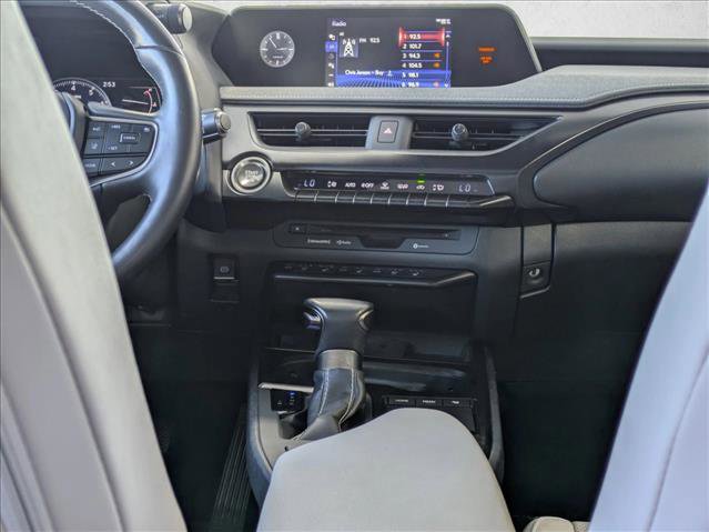 Used 2021 Lexus UX 200 w/ Premium Package image 16