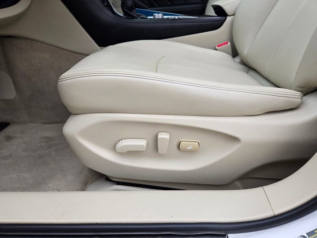 Used 2019 INFINITI Q50 Luxe w/ Essential Package (3.0T Luxe) image 23