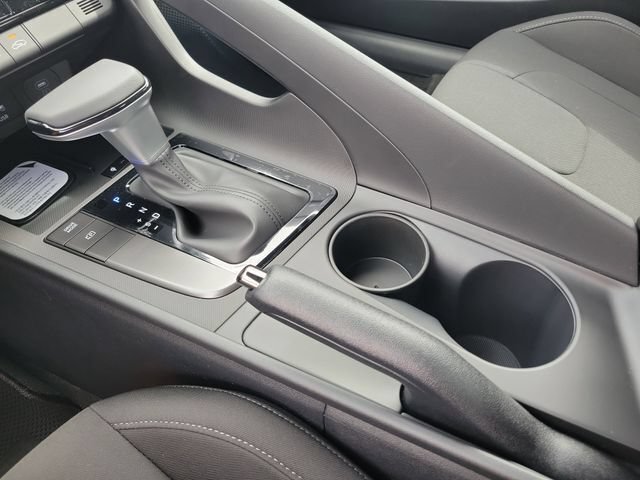 New 2026 Hyundai Elantra Sport FWD image 16