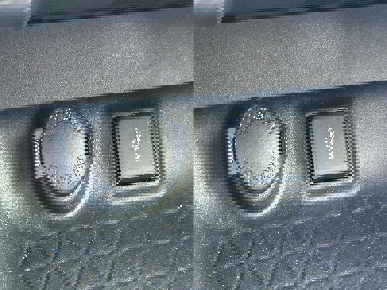 Used 2020 Toyota RAV4 XLE image 25