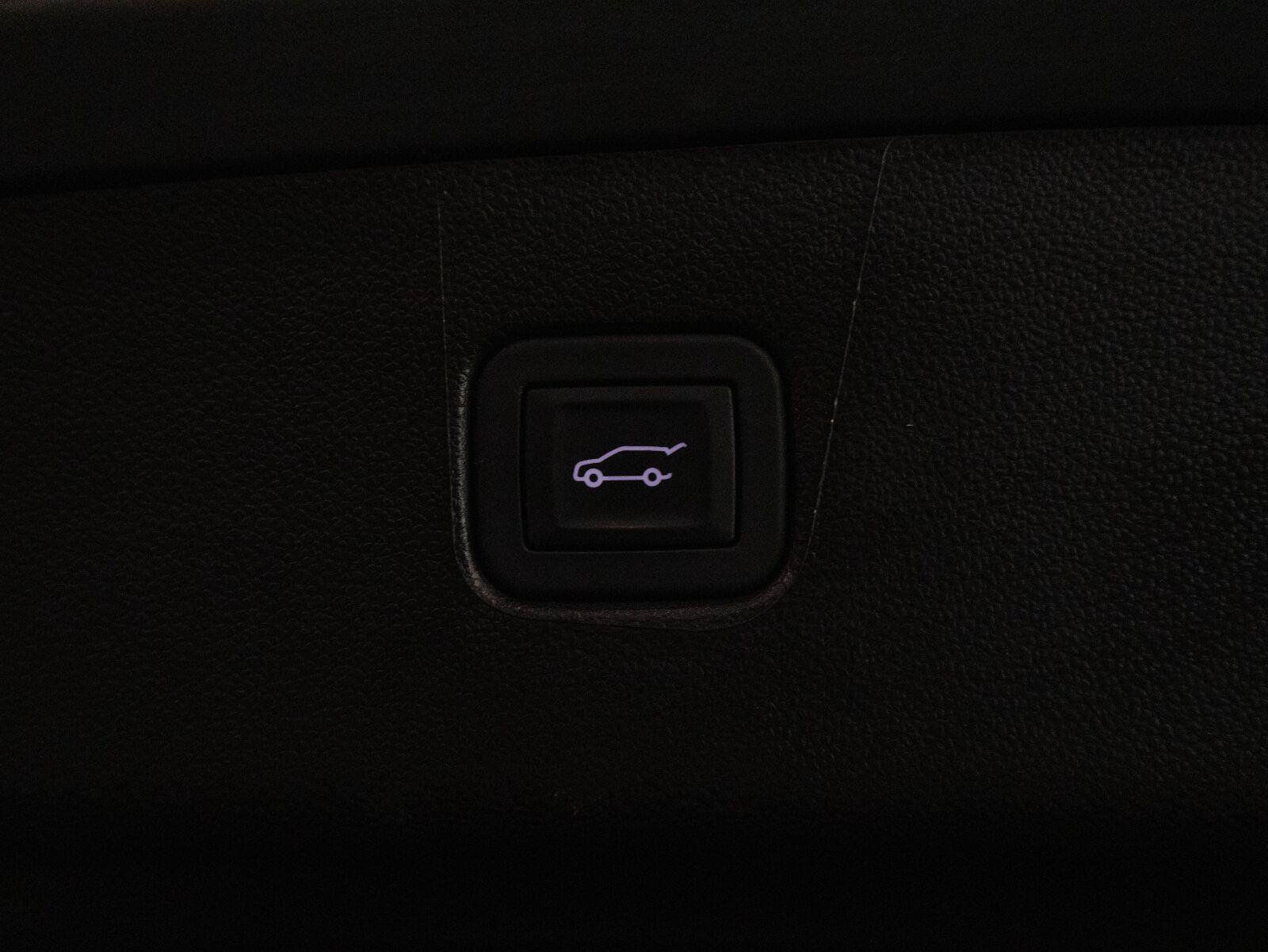 Used 2025 Chevrolet Blazer RS FWD image 24