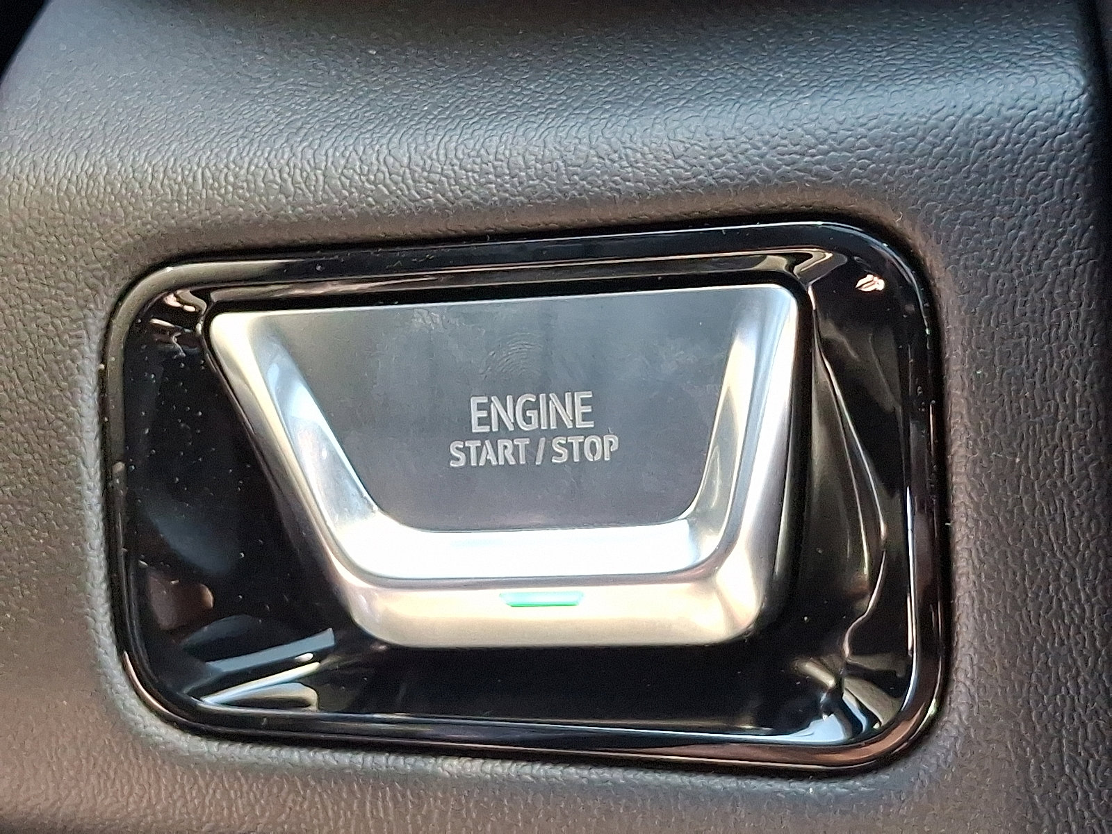 New 2025 GMC Yukon XL Denali w/ Sun & Power Step Package image 19