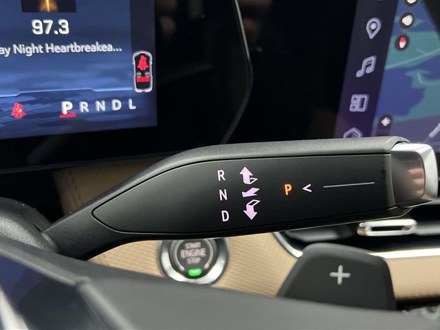 New 2026 Chevrolet Equinox ACTIV w/ Convenience Package III AWD/4WD image 16