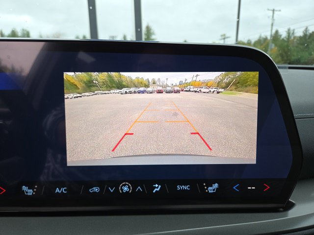New 2027 Chevrolet Traverse LT w/ LPO, Floor Liner Package AWD/4WD image 55