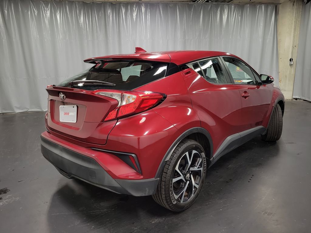 Used 2018 Toyota C-HR XLE image 8
