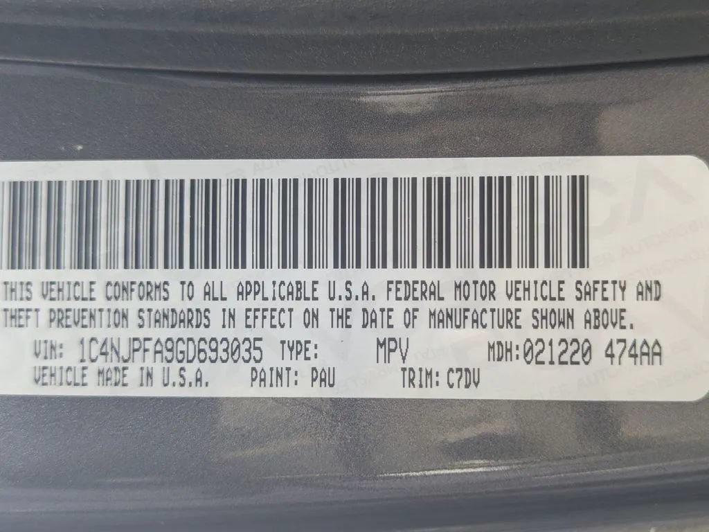 Used 2016 Jeep Patriot Latitude FWD image 26