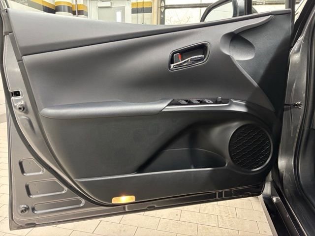 Used 2022 Toyota Prius Prime XLE FWD image 8