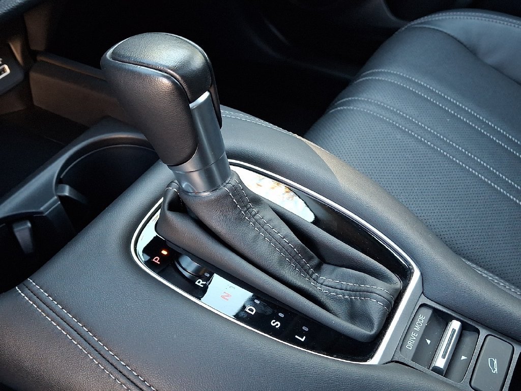 Used 2024 Honda HR-V EX-L image 18