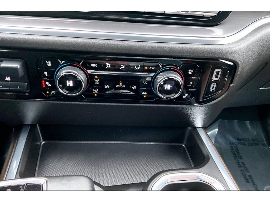 Used 2025 Chevrolet Silverado 1500 High Country w/ Technology Package image 16