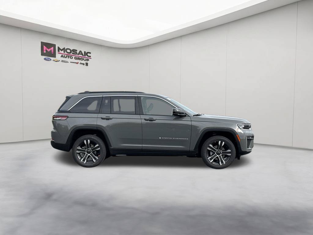 New 2027 Jeep Grand Cherokee Limited AWD/4WD image 9