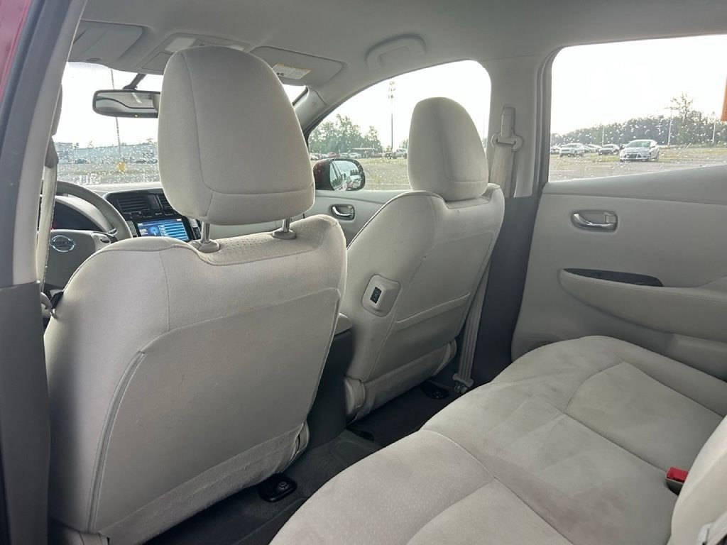 Used 2012 Nissan Leaf SL FWD image 19