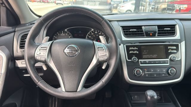 Used 2017 Nissan Altima 3.5 SR FWD image 28