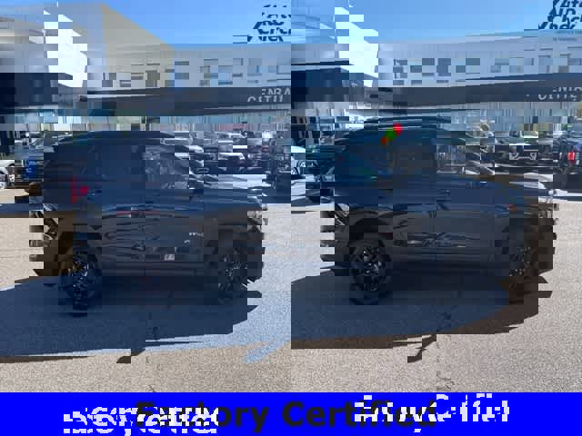 Certified 2022 GMC Terrain AT4 w/ Infotainment Package II image 8