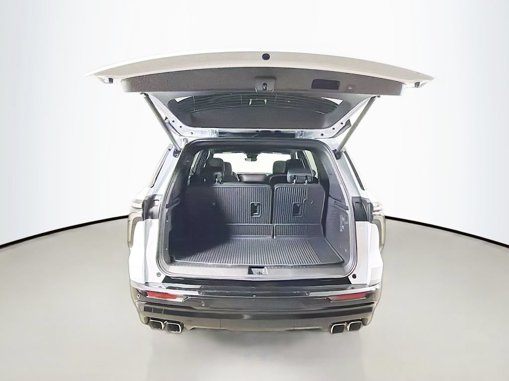 New 2026 Chevrolet Traverse RS w/ LPO, Floor Liner Package AWD/4WD image 22