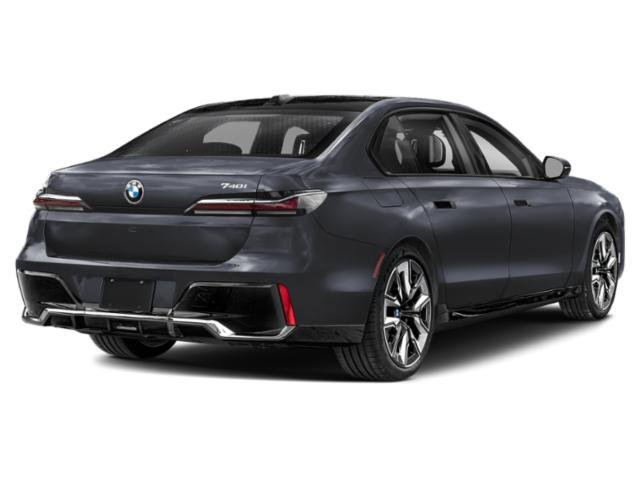 Used 2025 BMW 740i w/ Premium Package image 2