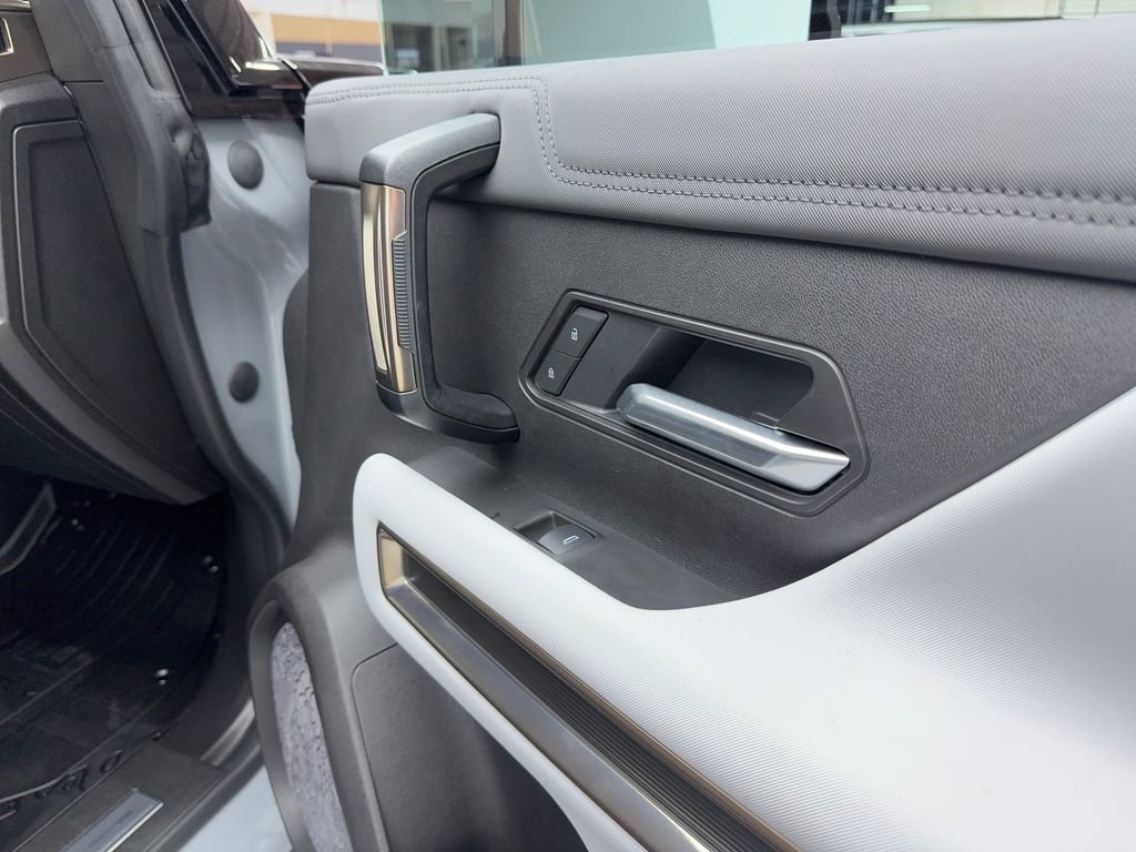 Used 2025 GMC Hummer EV 2X image 58