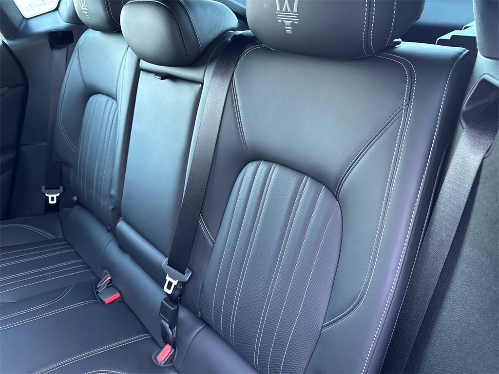 Used 2023 Maserati Levante GT image 13