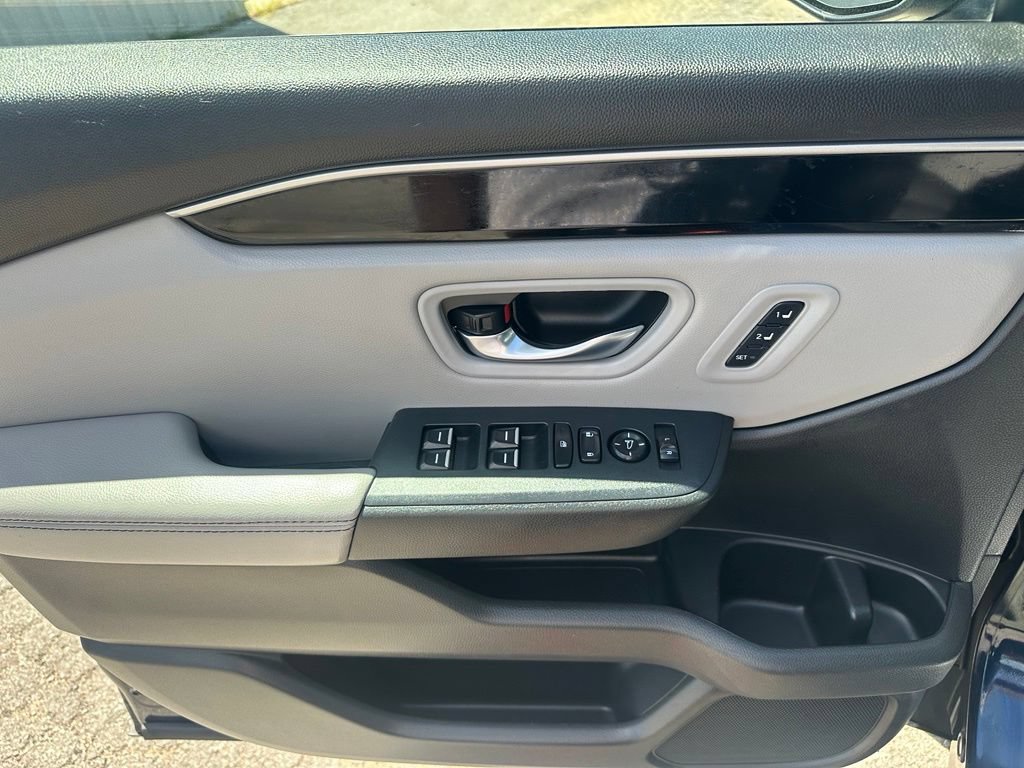 Used 2023 Honda Pilot Touring image 13