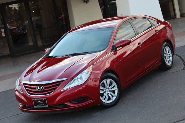 Used 2011 Hyundai Sonata GLS FWD image 1