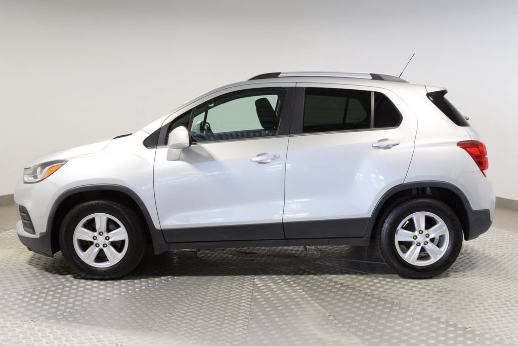 Used 2020 Chevrolet Trax LT FWD image 8