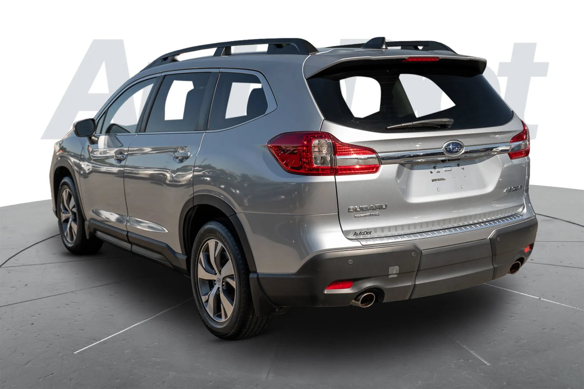 Used 2019 Subaru Ascent Premium AWD/4WD image 2