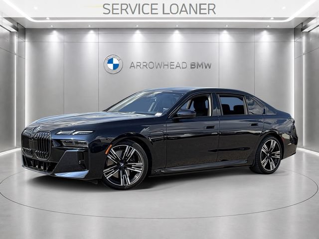 Used 2025 BMW 750e xDrive AWD/4WD image 1