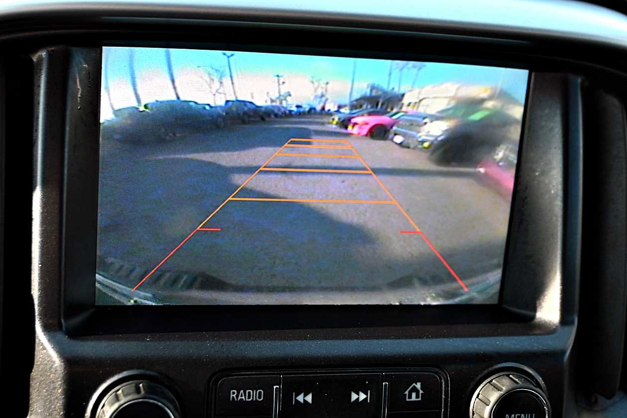 Used 2015 Chevrolet Colorado LT w/ LT Convenience Package image 25