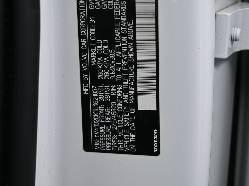 Used 2020 Volvo XC90 T5 Momentum w/ Protection Package Premier image 19