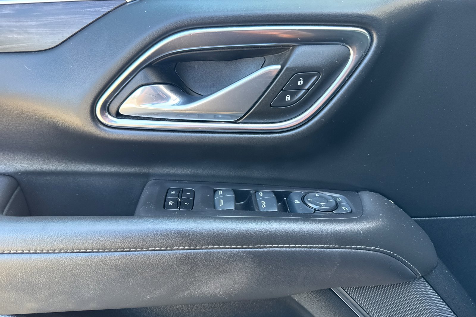 Used 2024 Chevrolet Tahoe LT image 12