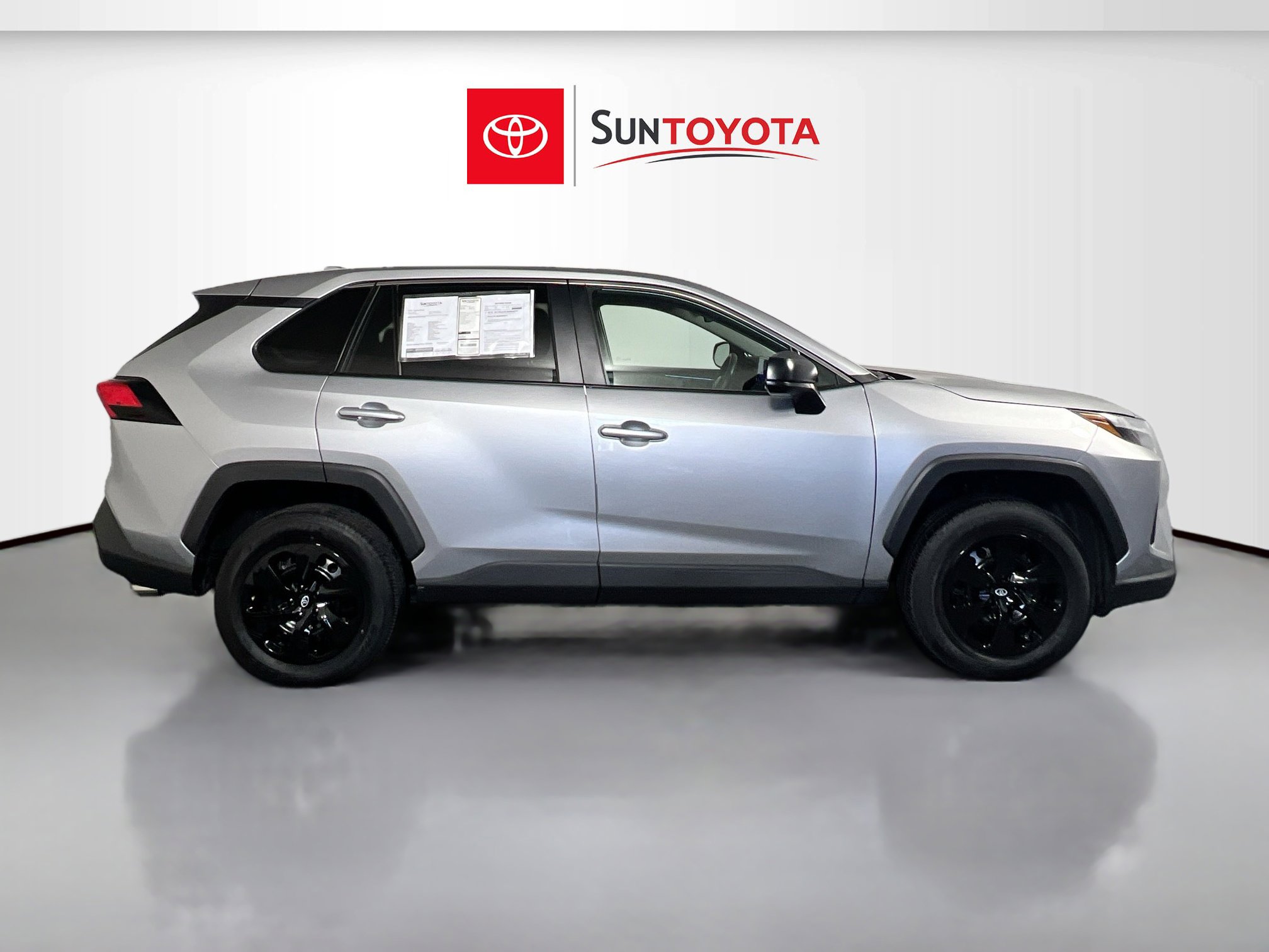 Used 2025 Toyota RAV4 LE image 2