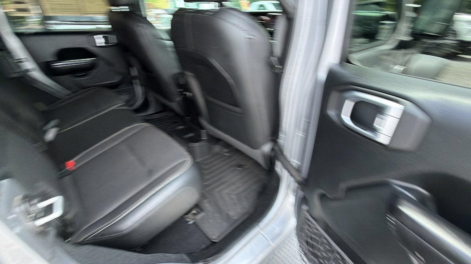 Used 2020 Jeep Wrangler Unlimited Sport AWD/4WD image 17