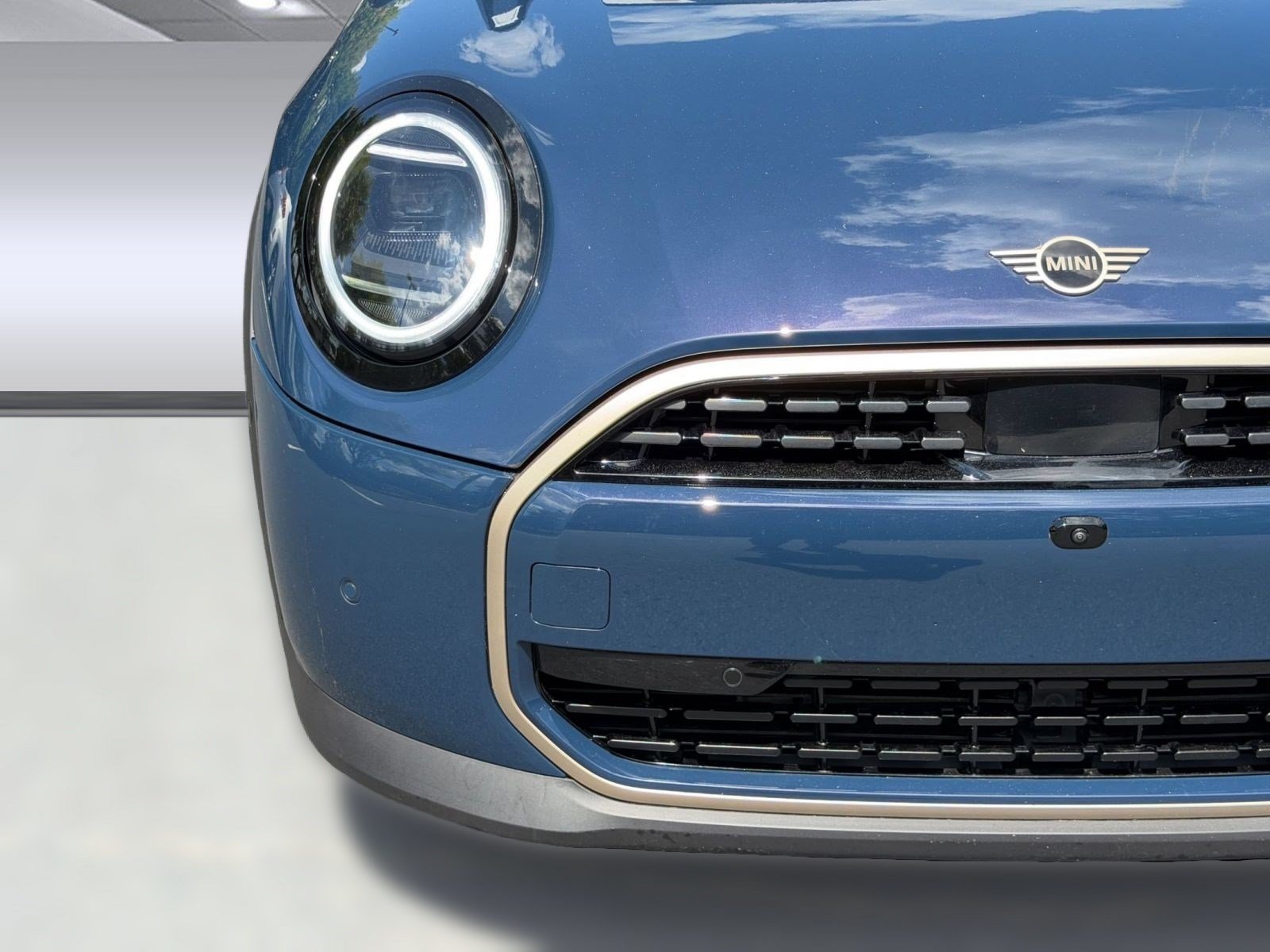 Certified 2025 MINI Cooper S FWD image 12