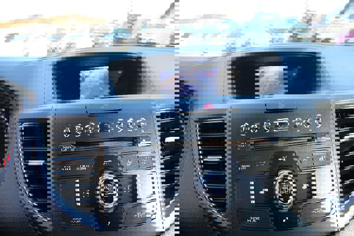 Used 2014 Honda CR-V EX-L image 25