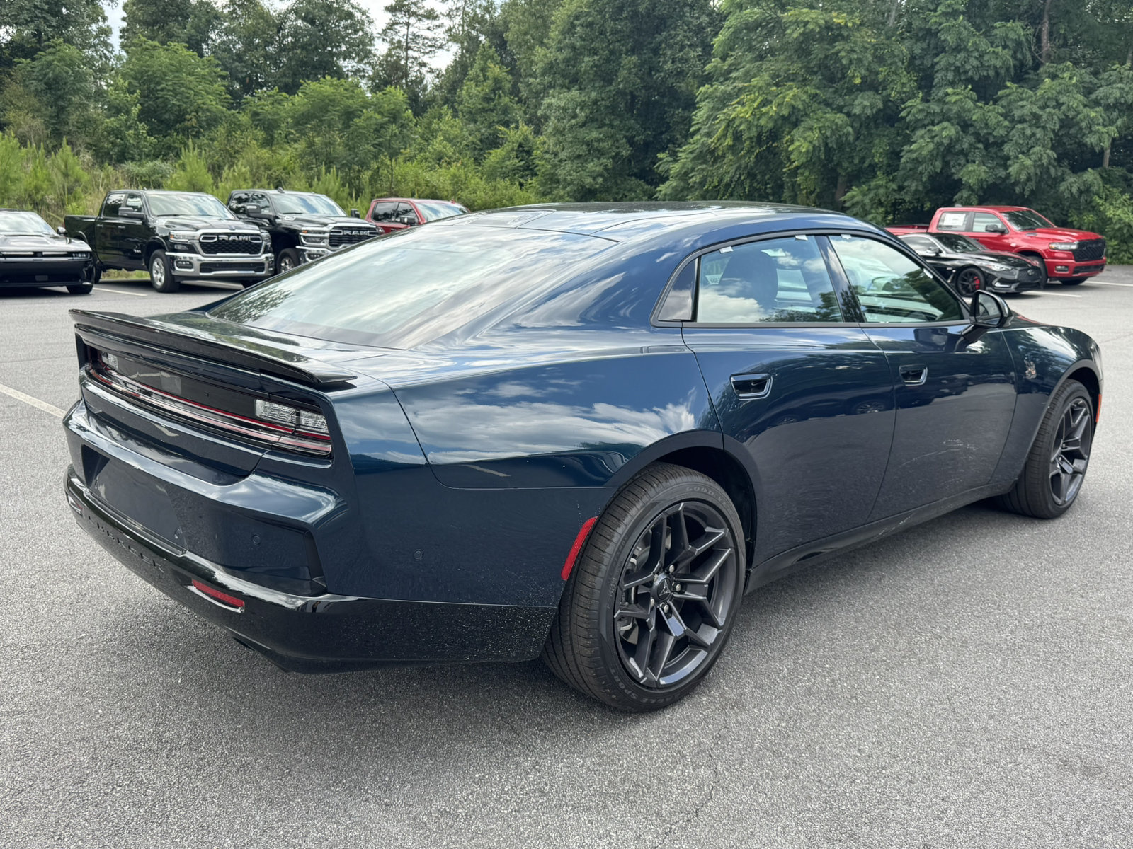 Used 2026 Dodge Charger Scat Pack w/ Blacktop Package AWD/4WD image 5