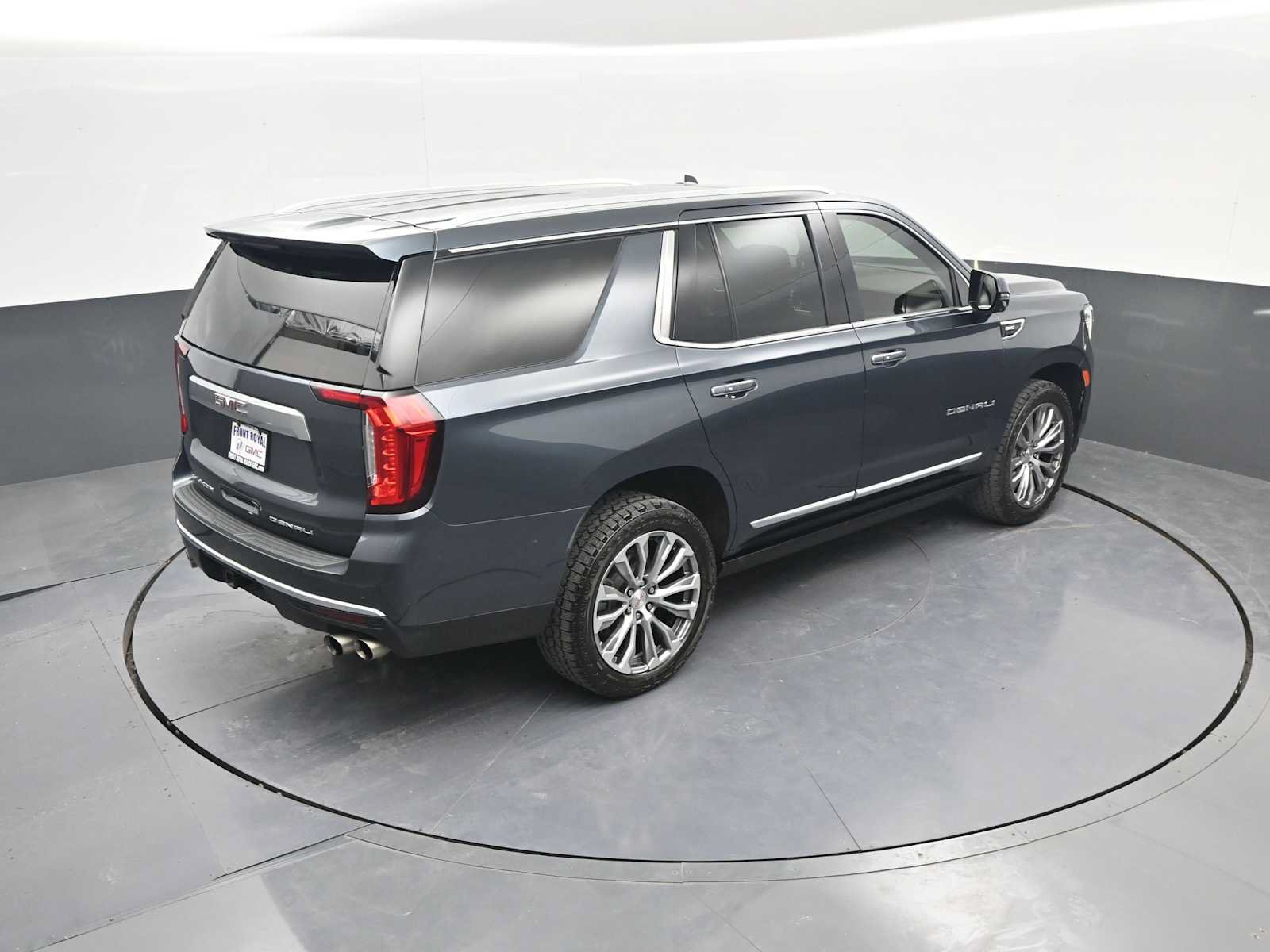 Used 2021 GMC Yukon Denali w/ Denali Premium Package RWD image 46