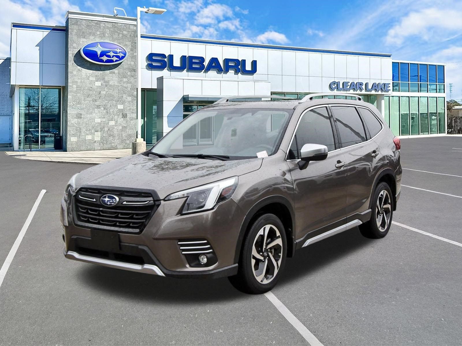 Certified 2023 Subaru Forester Touring AWD/4WD image 3