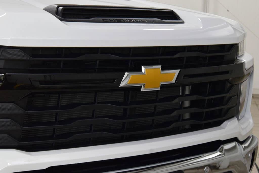 New 2026 Chevrolet Silverado 2500 W/T AWD/4WD image 11