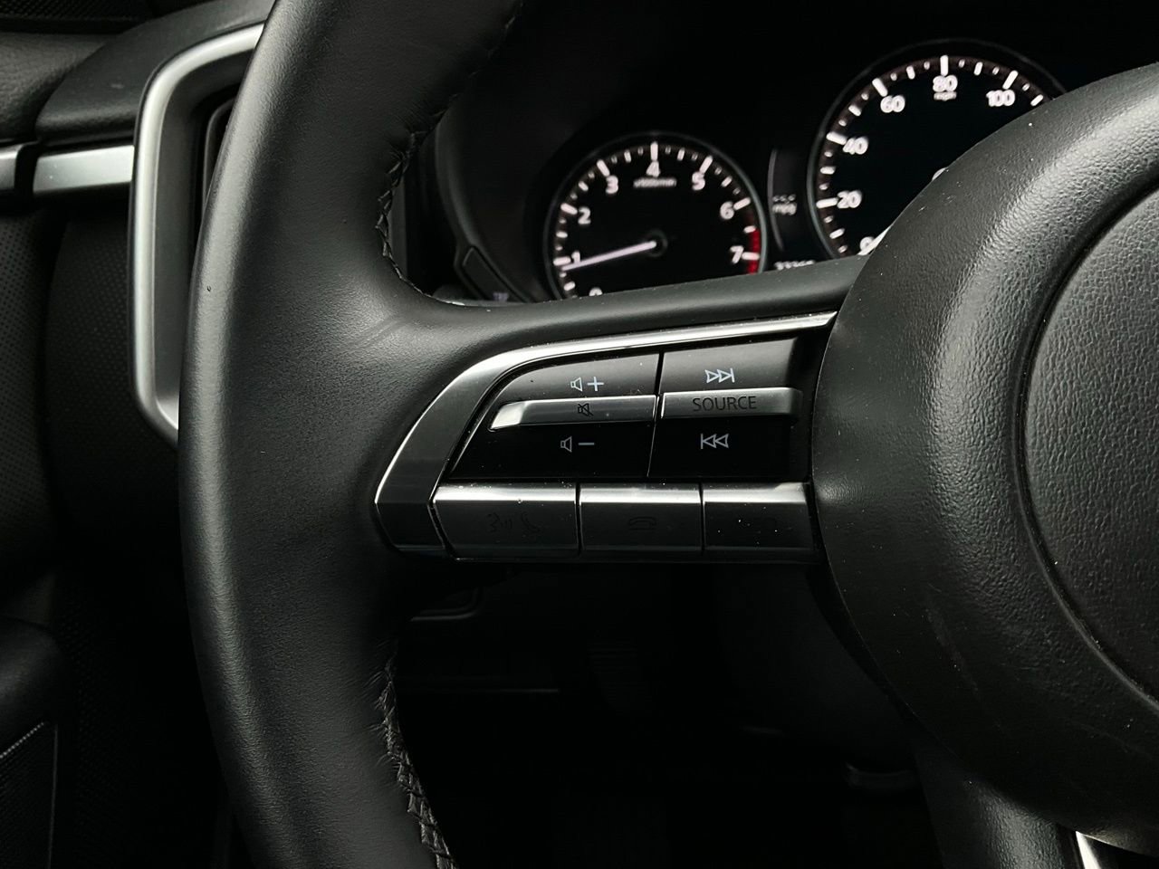 Used 2025 MAZDA CX-50 AWD 2.5 S w/ Select Package image 33