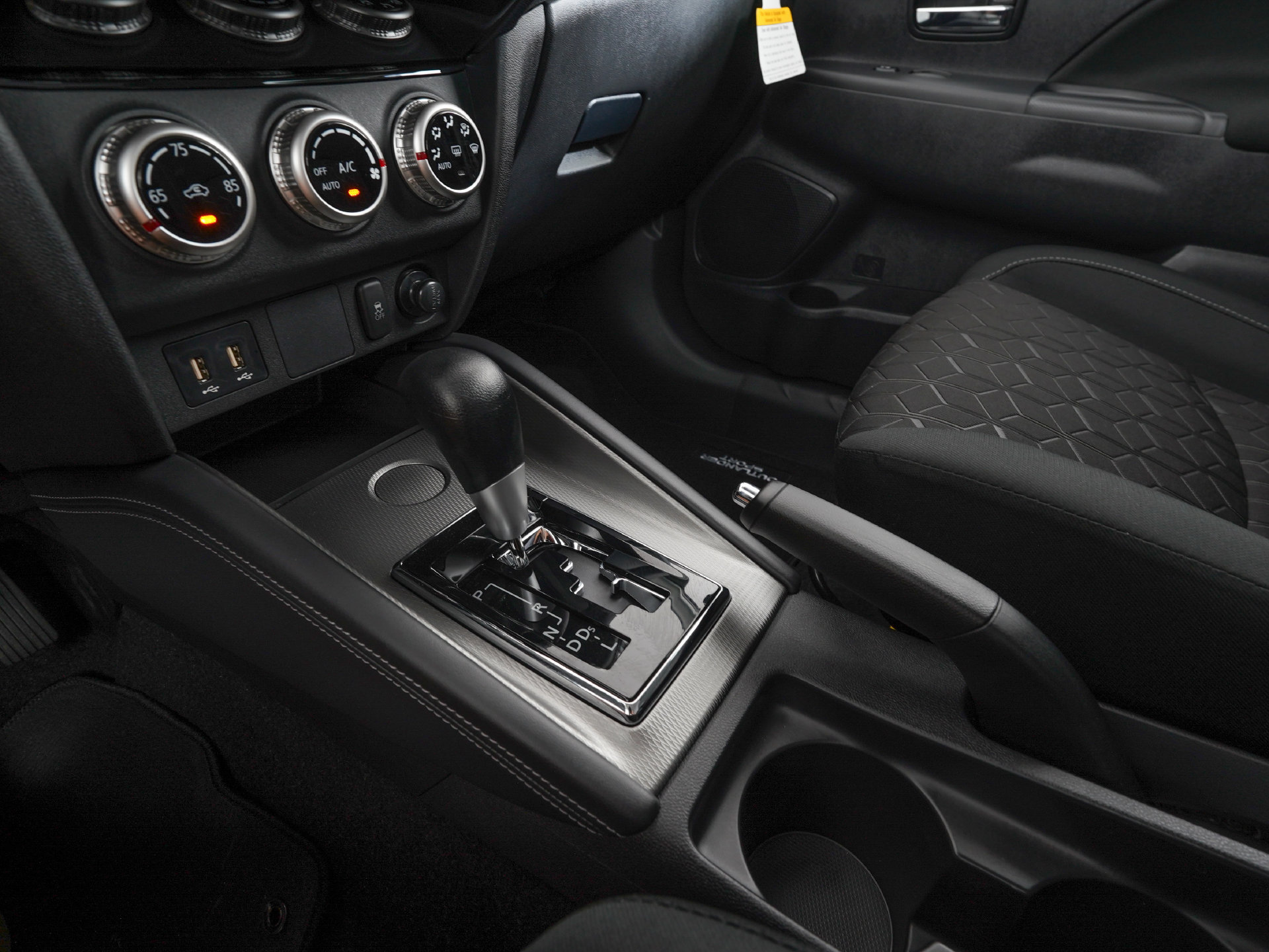 New 2027 Mitsubishi Outlander Sport ES FWD image 15