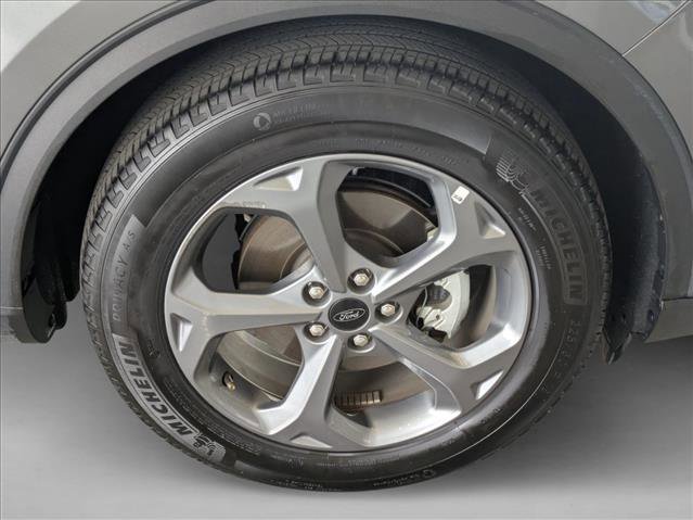 Used 2025 Ford Escape ST-Line image 24