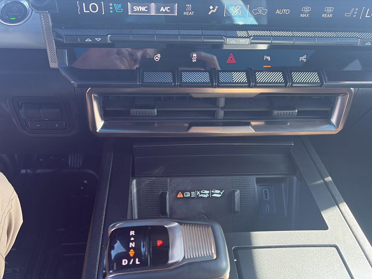 Used 2025 GMC Hummer EV 3X w/ LPO, Dark Essentials Package image 20